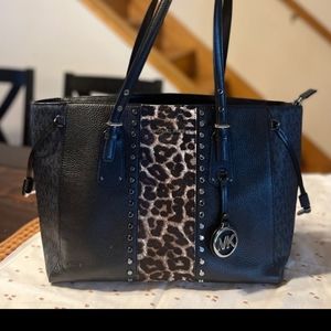 RARE Michael Kors Voyager Black and Calf Hair Leopard Tote